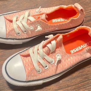 Brand New - Converse neon Shoreline sneakers. Size 5. Excellent condition.